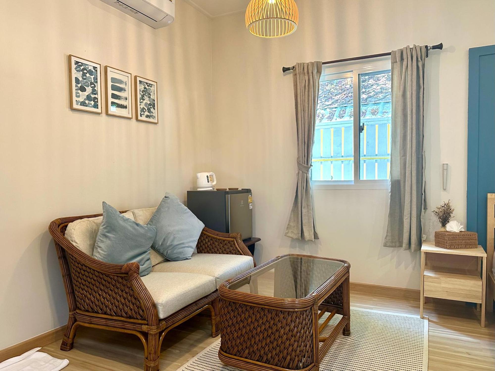 ホテル Warm White Hua Hin House エクステリア 写真